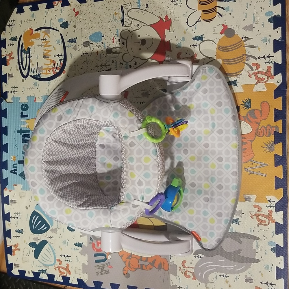 Fisher-Price Portable Baby Chair Sit-Me-Up Floor Seat With Developmental Toys &